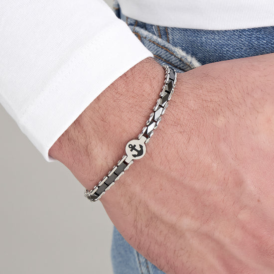 BRACELET HOMME EN ACIER AVEC ÉLÉMENTS EN CÉRAMIQUE NOIRE AVEC ANCRE