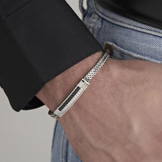 BRACELET EN ACIER POUR HOMME AVEC PLAQUE DE FIBRE DE CARBONE Luca Barra