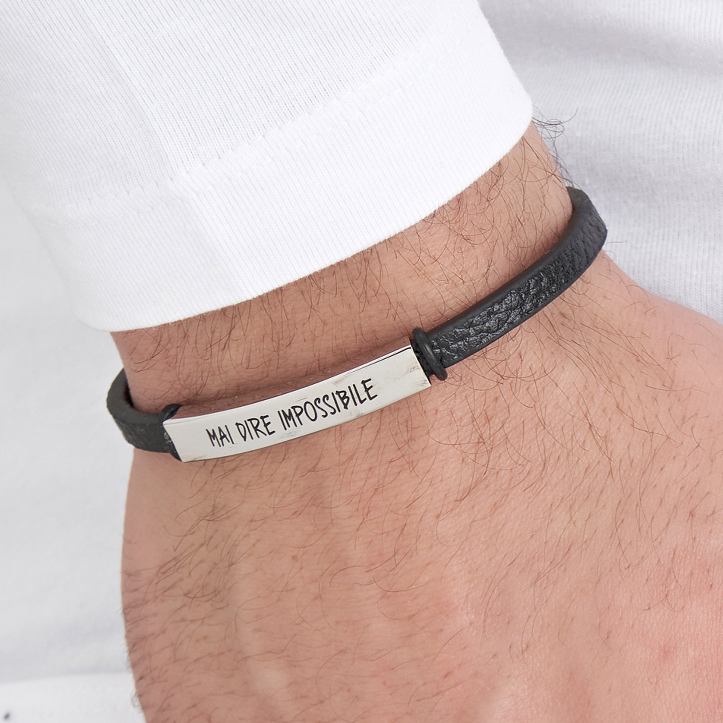 BRACELET EN ACIER POUR HOMME "NEVER SAY IMPOSSIBLE