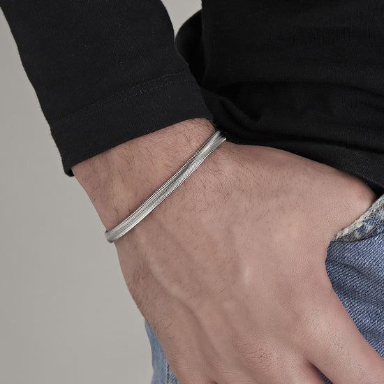 BRACELET EN ACIER À MAILLES FINES POUR HOMME