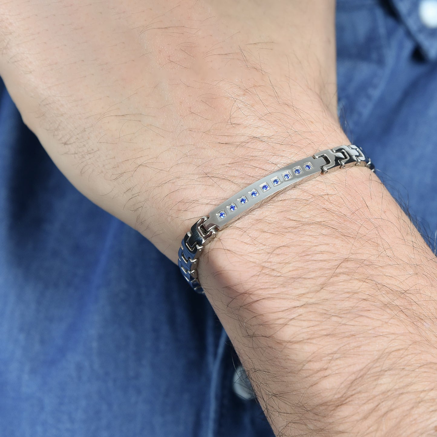 BRACELET HOMME EN ACIER AVEC CRISTAUX BLEUS