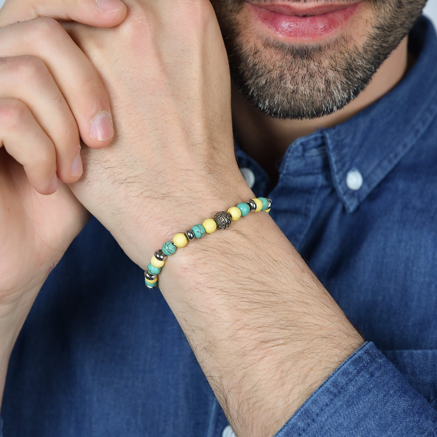 BRACELET ELASTIQUE POUR HOMME AVEC PIERRES TURQUOISE ET JAUNES ET ELEMENTS EN ACIER Luca Barra