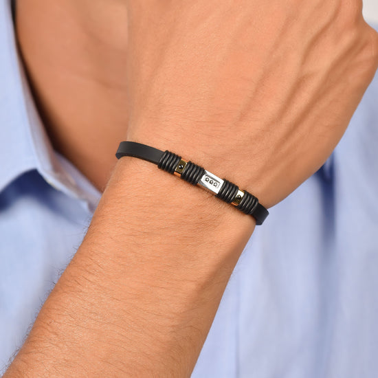 BRACELET EN SILICONE NOIR POUR HOMMES AVEC ÉLÉMENTS EN ACIER IP NOIR ET IP OR