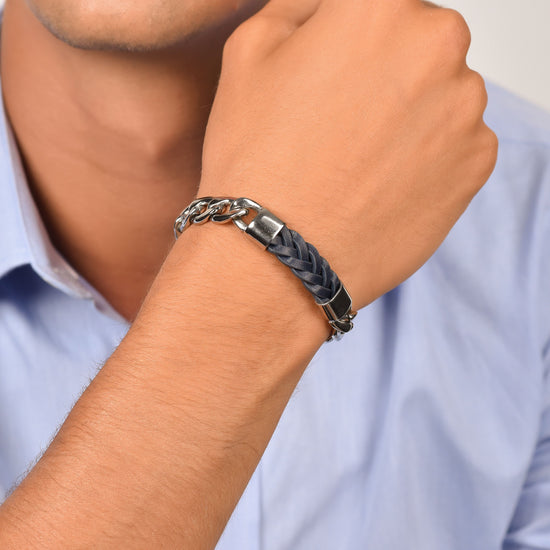 BRACELET HOMME EN ACIER AVEC ÉLÉMENT EN CUIR BLEU