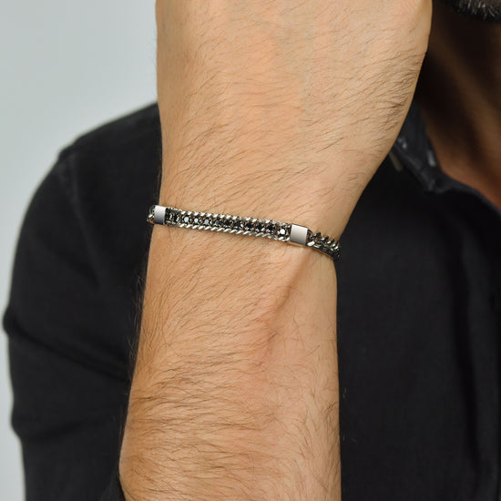 BRACELET HOMME EN ACIER AVEC CRISTAUX NOIRS