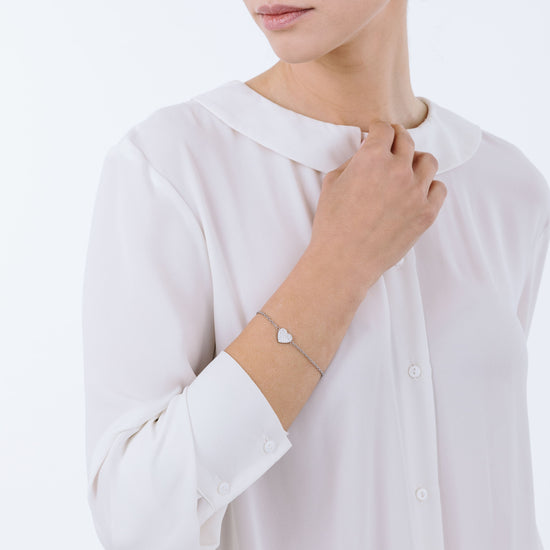 BRACELET EN ACIER POUR FEMMES AVEC PETIT CŒUR ET CRISTAUX BLANCS