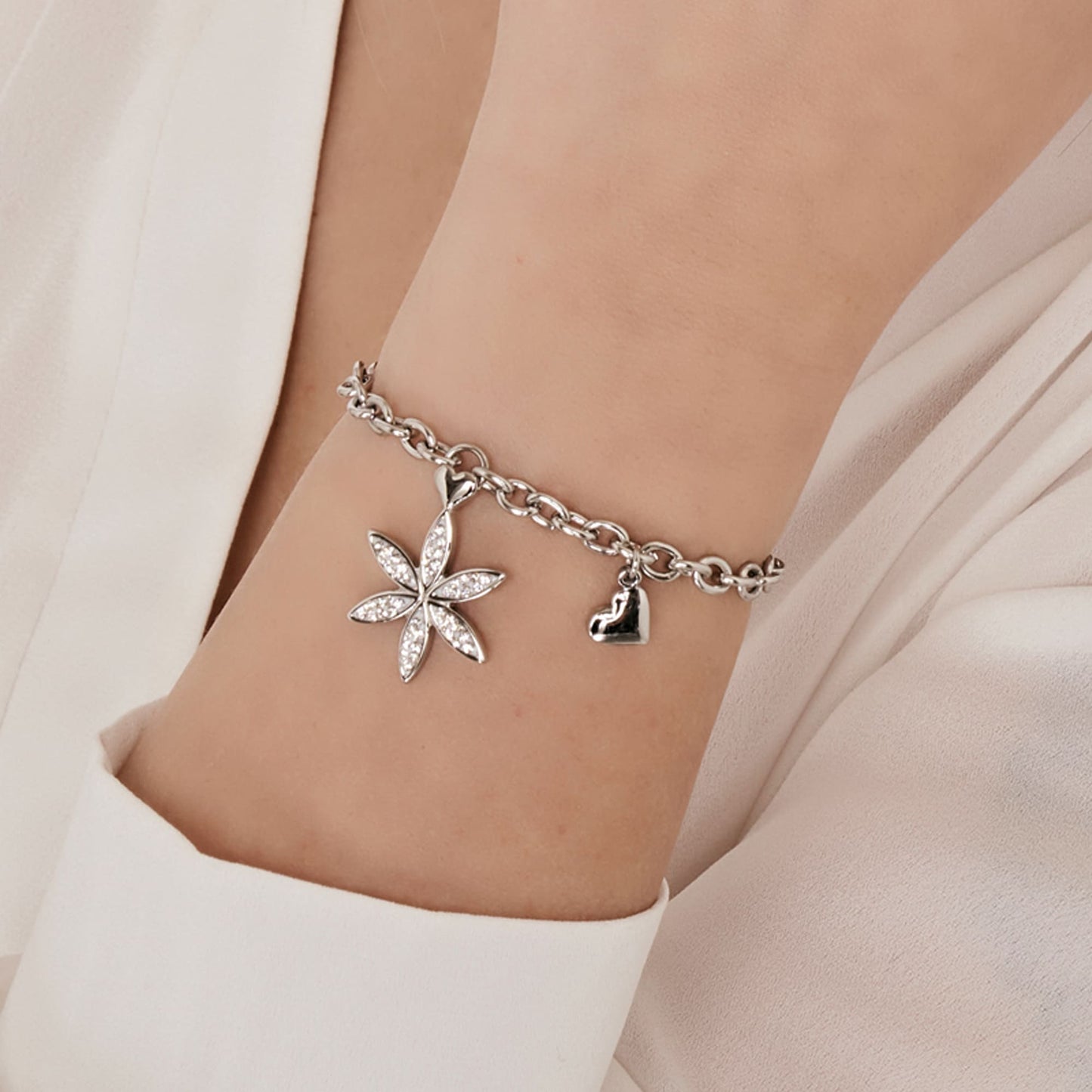 BRACELET FEMME EN ACIER AVEC FLEUR DE VIE AVEC CRISTAUX BLANCS