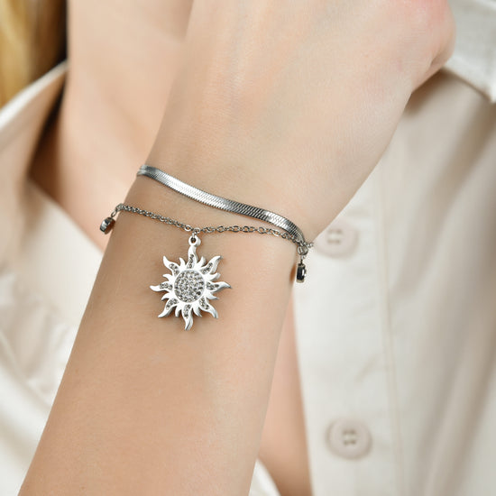 BRACELET SOLAIRE EN ACIER POUR FEMME AVEC CRISTAUX BLANCS