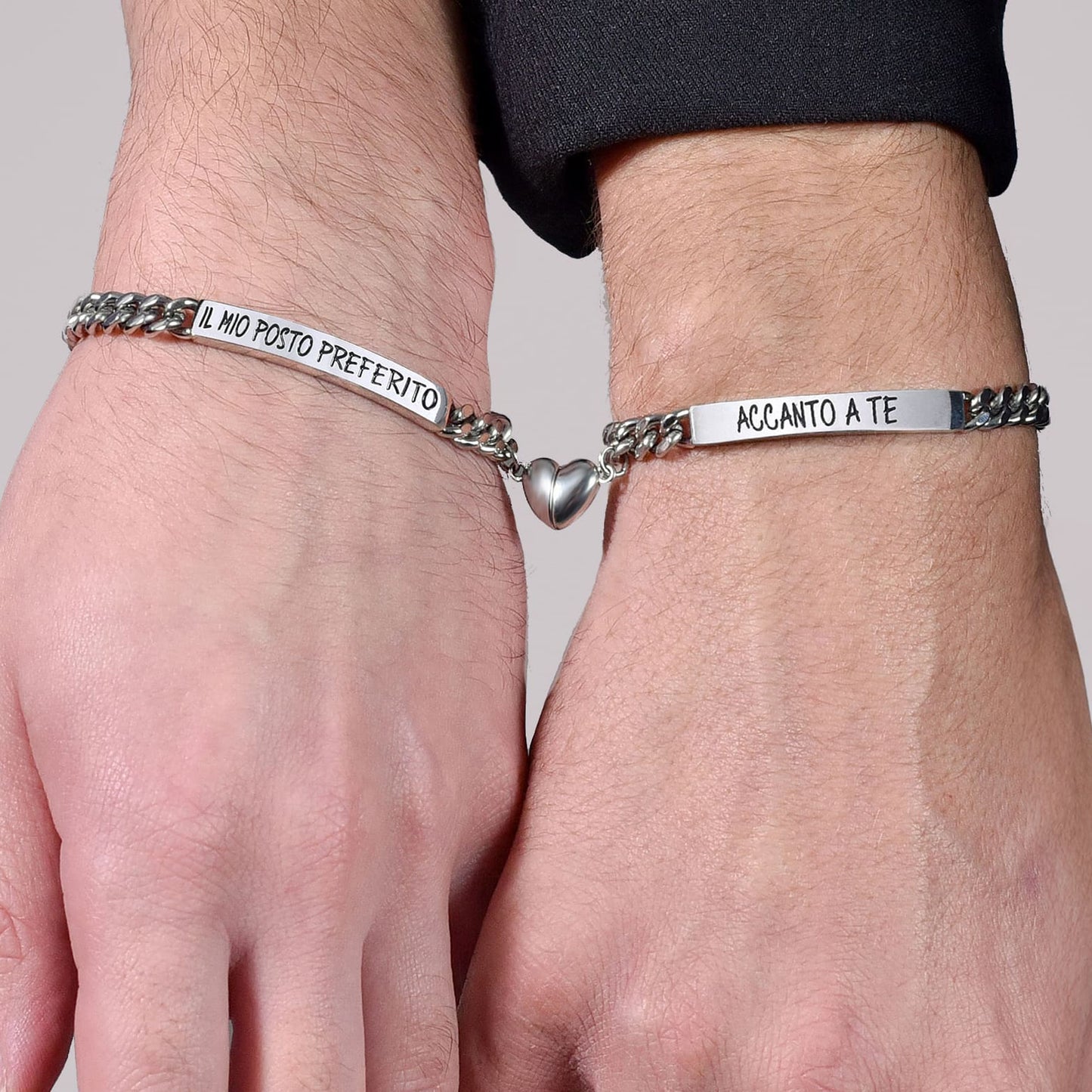 BRACELET EN ACIER POUR HOMMES AVEC AIMANT EN FORME DE COEUR