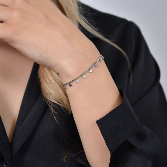 BRACELET FEMME EN ACIER AVEC TRIANGLES