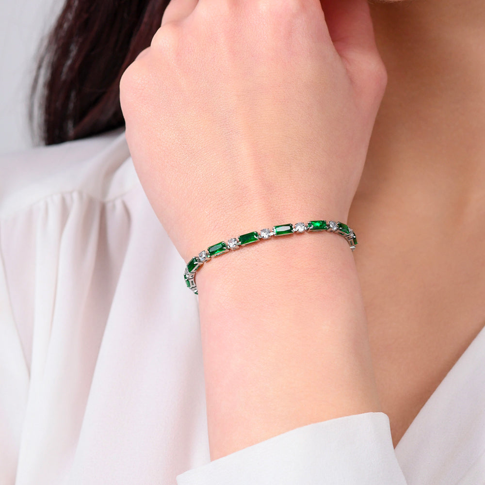 BRACELET DE TENNIS POUR FEMME EN ACIER AVEC ZIRCON CUBIQUE VERT