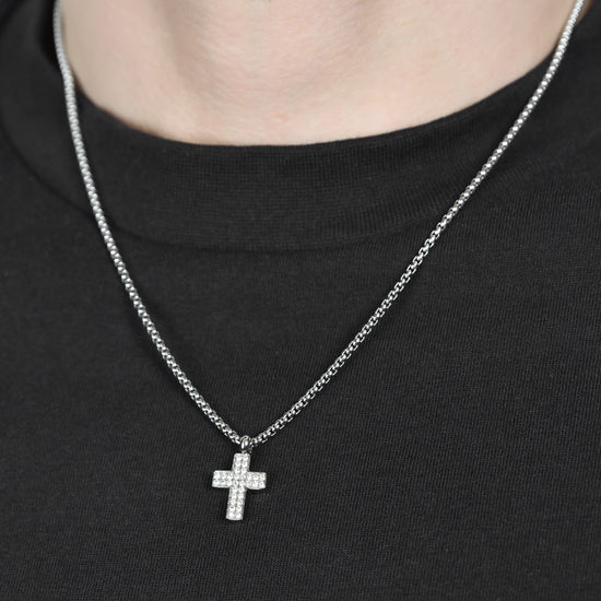 COLLIER HOMME CROIX EN ACIER AVEC CRISTAUX BLANCS