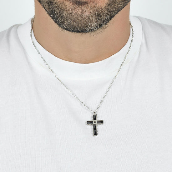 COLLIER HOMME EN ACIER ET CÉRAMIQUE NOIRE AVEC CRISTAL NOIR