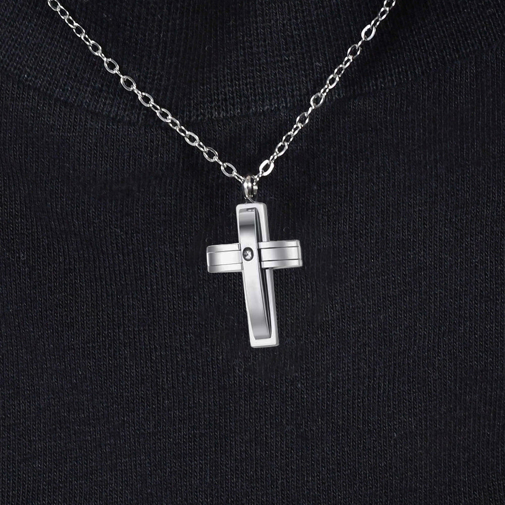 COLLIER HOMME CROIX EN ACIER ET ZIRCON