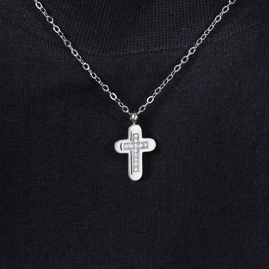 COLLIER POUR HOMME AVEC CROIX EN ACIER ET ZIRCON CUBIQUE BLANC