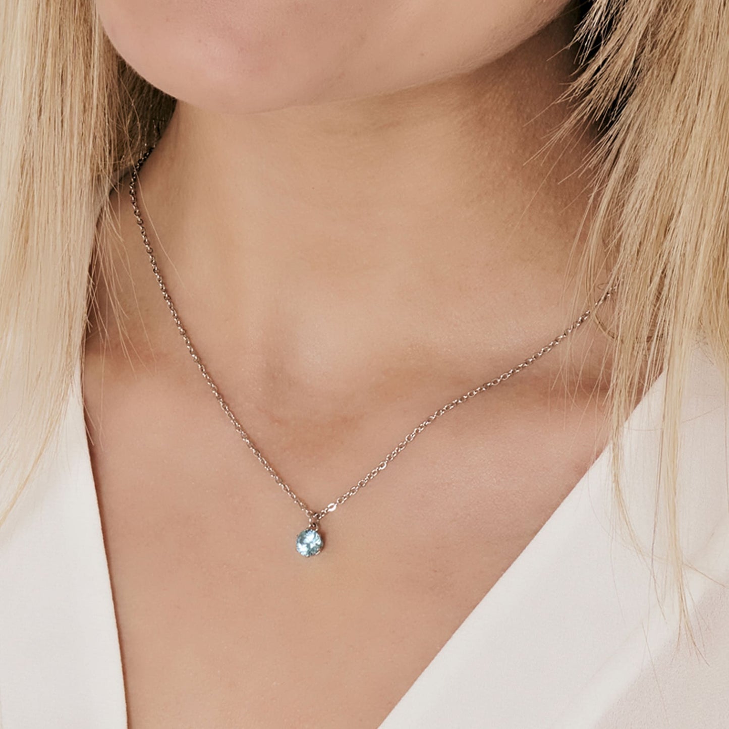 COLLIER FEMME EN ACIER AVEC CRISTAL BLEU