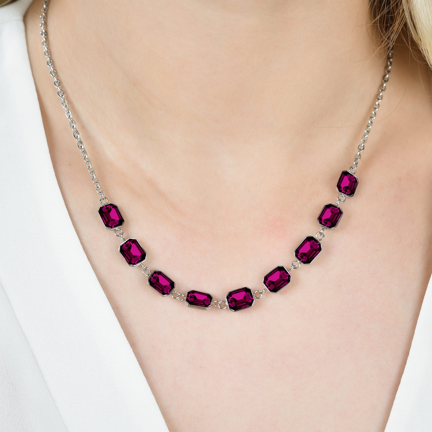 COLLIER POUR FEMME EN ACIER AVEC CRISTAUX FUCHSIA