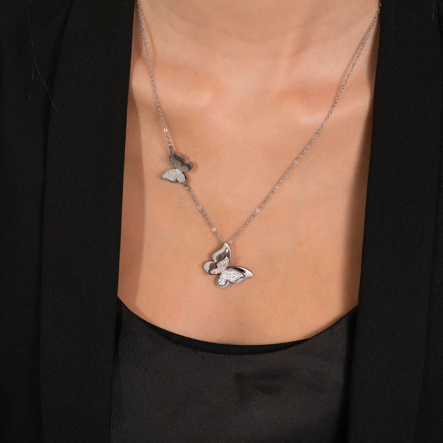 COLLIER PAPILLON EN ACIER AVEC CRISTAUX BLANCS POUR FEMMES