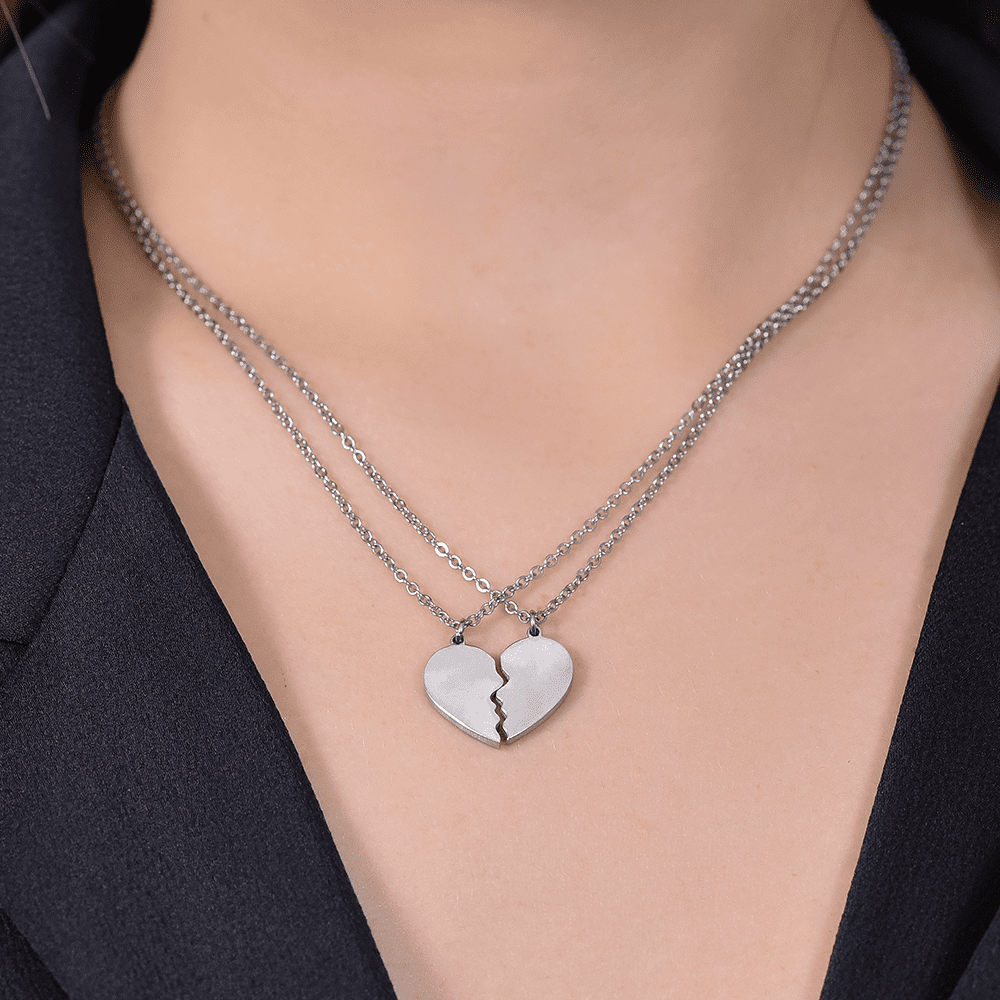 COLLIER COUPLE EN ACIER AVEC COEUR