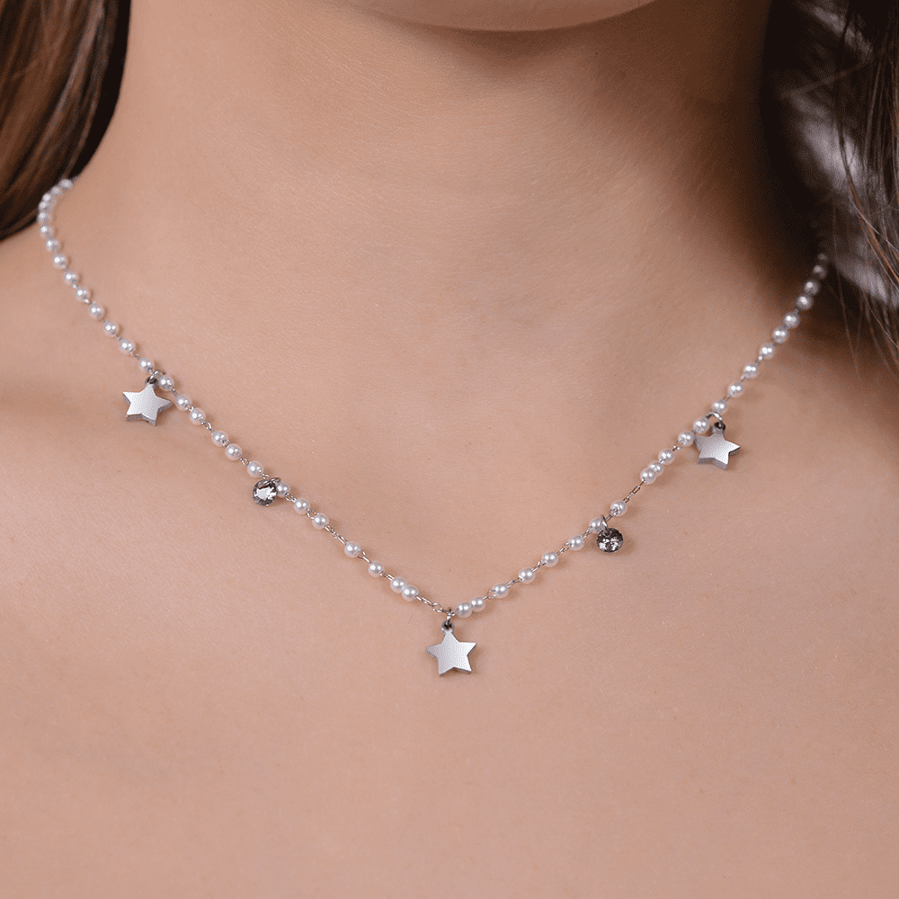 COLLIER DE PERLES EN ACIER AVEC ÉTOILES