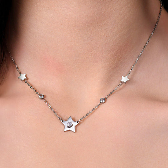 COLLIER FEMME ÉTOILES EN ACIER ET ZIRCON CUBIQUE