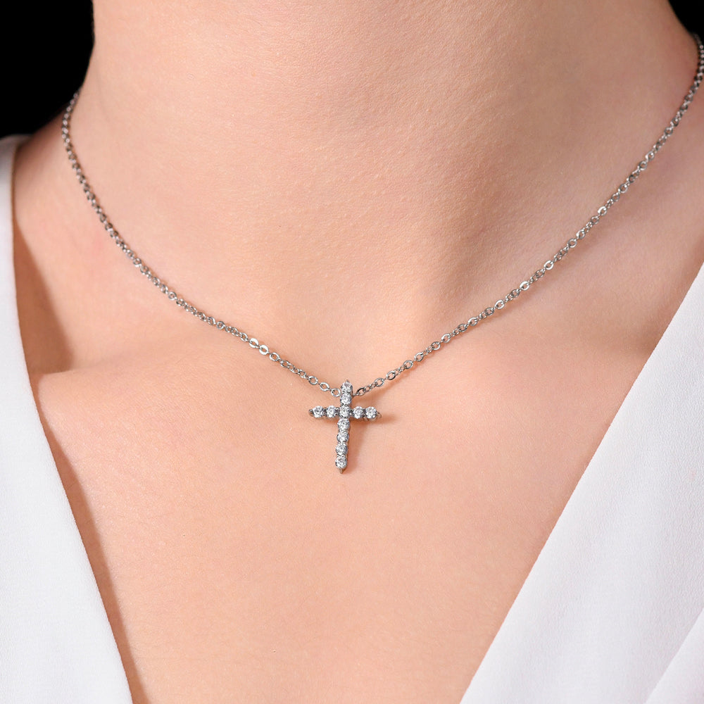 COLLIER CROIX EN ACIER ZIRCON BLANC