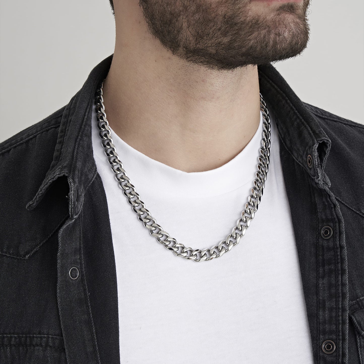 COLLIER UNISEXE EN ACIER AVEC CHAÎNE À MAILLONS DE 11 MM