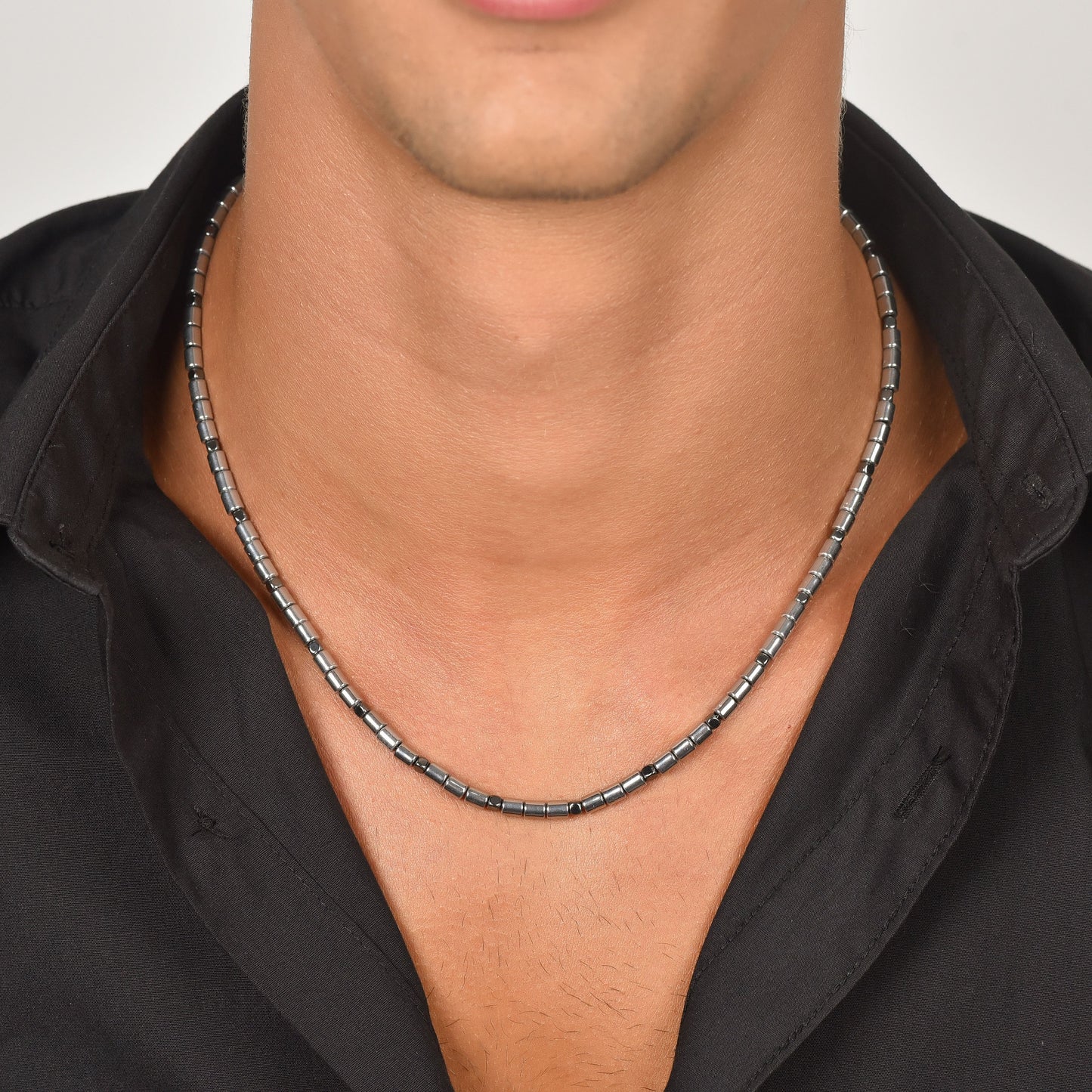 COLLIER POUR HOMME EN ACIER AVEC ARGENT ET EMATITE NOIRE Luca Barra