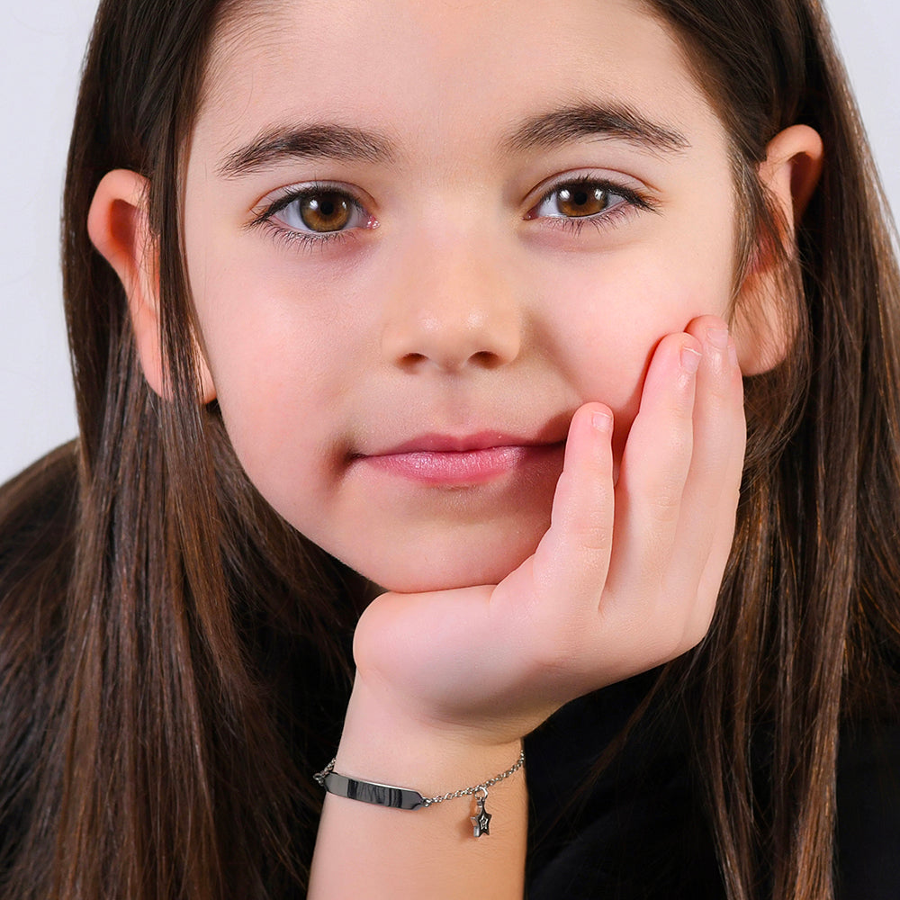 BRACELET FILLE EN ACIER AVEC ÉTOILE ET PLAQUE