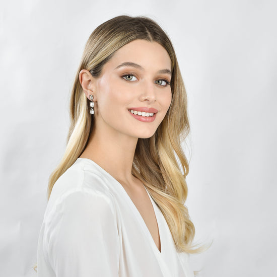 BOUCLES D'OREILLES EN ACIER POUR FEMMES AVEC CRISTAUX BLANCS