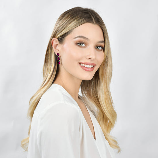 BOUCLES D'OREILLES EN ACIER POUR FEMMES AVEC CRISTAUX FUCHSIA